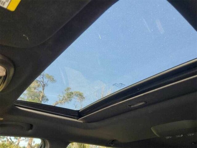 Серый Додж Дюранго, объемом двигателя 5.7 л и пробегом 62 тыс. км за 10400 $, фото 14 на Automoto.ua