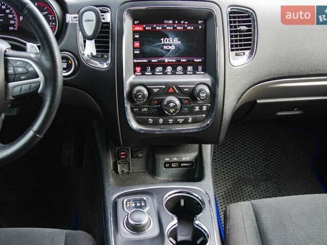 Синий Додж Дюранго, объемом двигателя 3.6 л и пробегом 110 тыс. км за 19000 $, фото 5 на Automoto.ua