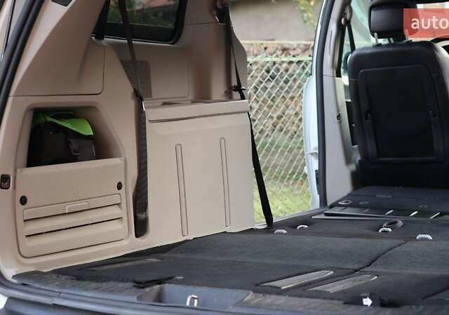 Білий Додж Гранд Караван, об'ємом двигуна 3.6 л та пробігом 242 тис. км за 12000 $, фото 17 на Automoto.ua