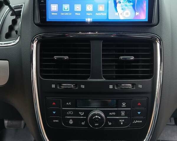 Белый Додж Гранд Караван, объемом двигателя 3.6 л и пробегом 30 тыс. км за 27000 $, фото 15 на Automoto.ua