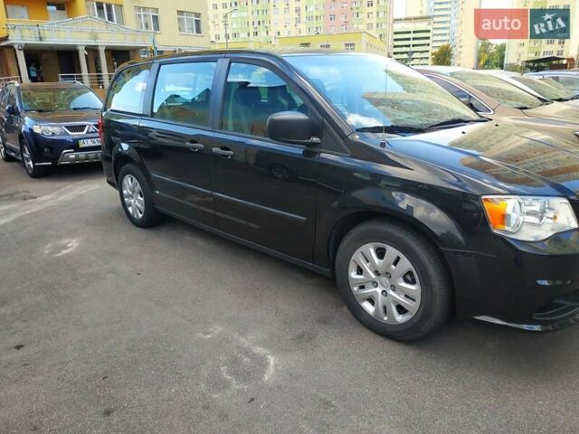 Черный Додж Гранд Караван, объемом двигателя 3.6 л и пробегом 109 тыс. км за 13500 $, фото 5 на Automoto.ua