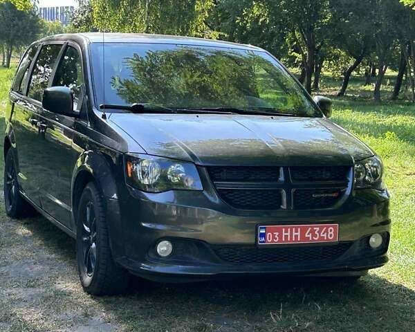 Чорний Додж Гранд Караван, об'ємом двигуна 3.6 л та пробігом 117 тис. км за 13500 $, фото 7 на Automoto.ua