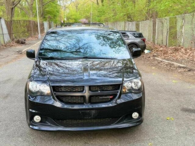 Чорний Додж Гранд Караван, об'ємом двигуна 3.6 л та пробігом 45 тис. км за 6700 $, фото 1 на Automoto.ua