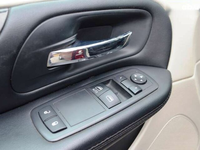 Додж Гранд Караван, объемом двигателя 0 л и пробегом 79 тыс. км за 12500 $, фото 18 на Automoto.ua