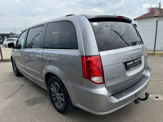 Додж Гранд Караван, об'ємом двигуна 3.6 л та пробігом 169 тис. км за 13490 $, фото 8 на Automoto.ua