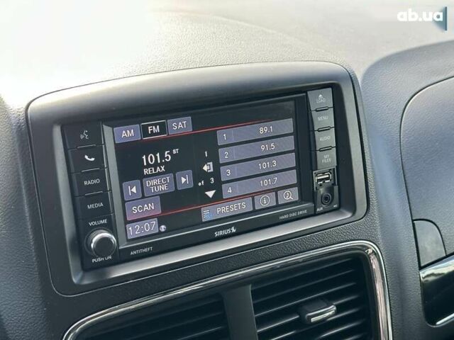 Додж Гранд Караван 2017 в Киеве на Automoto.ua Додж Гранд Караван, объемом двигателя 3.6 л и пробегом 167 тыс. км за 11990 $, фото 19 на Automoto.ua