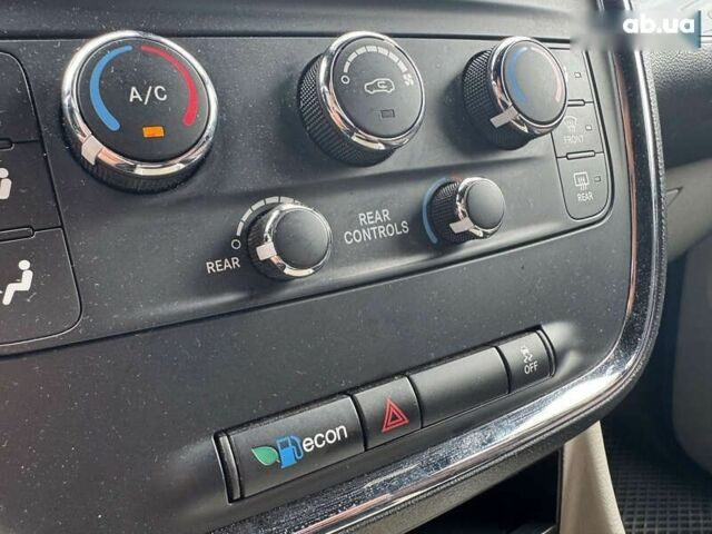 Додж Гранд Караван, об'ємом двигуна 3.6 л та пробігом 169 тис. км за 13490 $, фото 24 на Automoto.ua