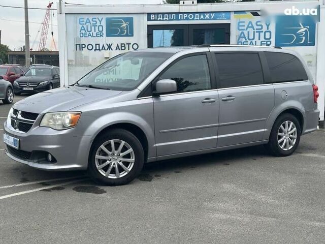 Додж Гранд Караван 2017 в Киеве на Automoto.ua Додж Гранд Караван, объемом двигателя 3.6 л и пробегом 167 тыс. км за 11990 $, фото 7 на Automoto.ua