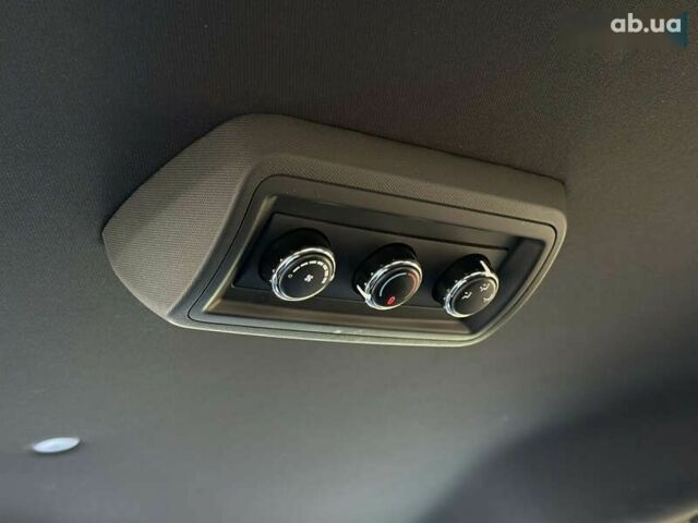 Додж Гранд Караван, об'ємом двигуна 0 л та пробігом 147 тис. км за 15950 $, фото 28 на Automoto.ua