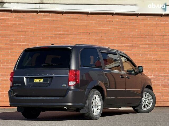 Додж Гранд Караван, об'ємом двигуна 0 л та пробігом 147 тис. км за 15950 $, фото 15 на Automoto.ua