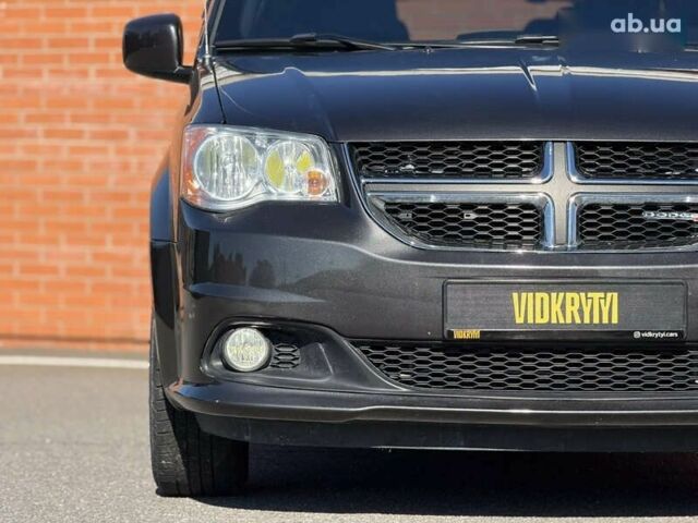 Додж Гранд Караван, об'ємом двигуна 0 л та пробігом 147 тис. км за 15950 $, фото 3 на Automoto.ua