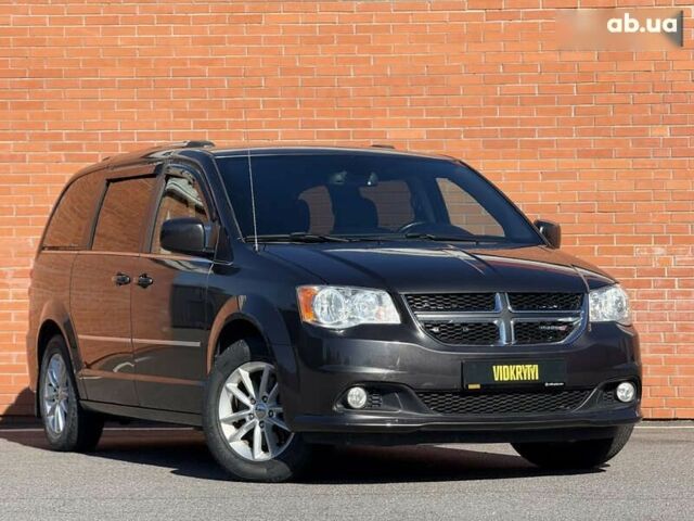 Додж Гранд Караван, об'ємом двигуна 0 л та пробігом 147 тис. км за 15950 $, фото 5 на Automoto.ua