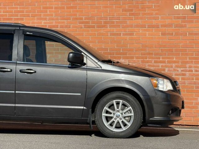 Додж Гранд Караван, об'ємом двигуна 0 л та пробігом 147 тис. км за 15950 $, фото 10 на Automoto.ua