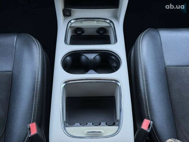 Додж Гранд Караван, об'ємом двигуна 0 л та пробігом 147 тис. км за 15950 $, фото 26 на Automoto.ua