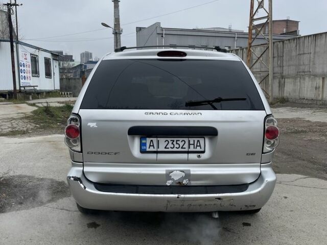 Серый Додж Гранд Караван, объемом двигателя 3.3 л и пробегом 174 тыс. км за 4300 $, фото 5 на Automoto.ua