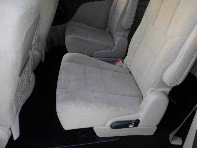 Сірий Додж Гранд Караван, об'ємом двигуна 3.6 л та пробігом 143 тис. км за 5800 $, фото 11 на Automoto.ua