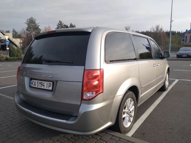 Серый Додж Гранд Караван, объемом двигателя 3.6 л и пробегом 269 тыс. км за 9200 $, фото 5 на Automoto.ua