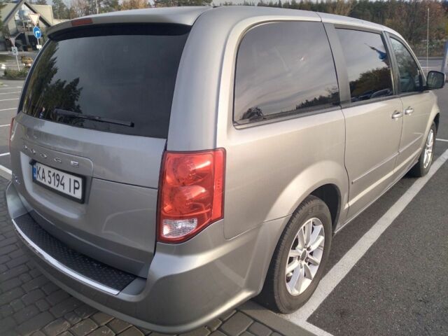 Серый Додж Гранд Караван, объемом двигателя 3.6 л и пробегом 269 тыс. км за 9200 $, фото 3 на Automoto.ua