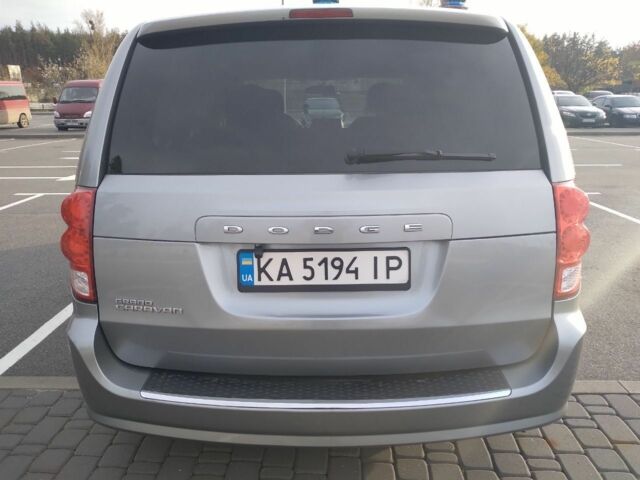 Серый Додж Гранд Караван, объемом двигателя 3.6 л и пробегом 269 тыс. км за 9200 $, фото 11 на Automoto.ua