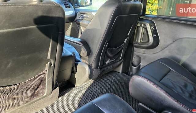 Серый Додж Гранд Караван, объемом двигателя 3.6 л и пробегом 163 тыс. км за 14900 $, фото 18 на Automoto.ua