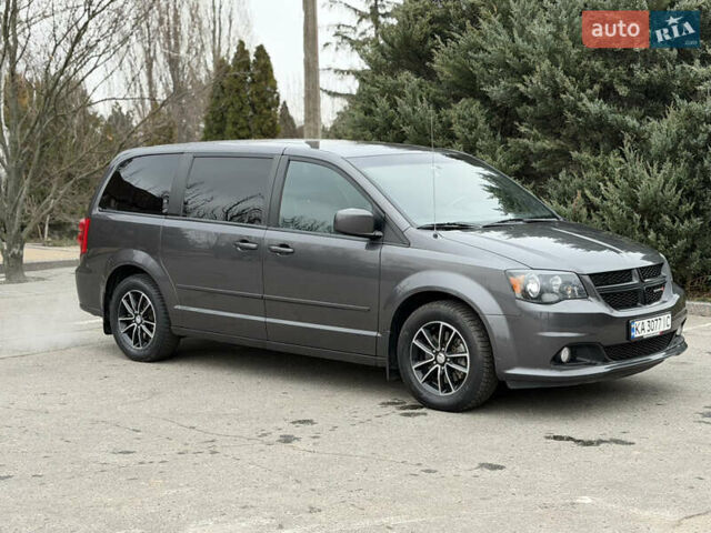 Серый Додж Гранд Караван, объемом двигателя 3.61 л и пробегом 130 тыс. км за 14800 $, фото 15 на Automoto.ua