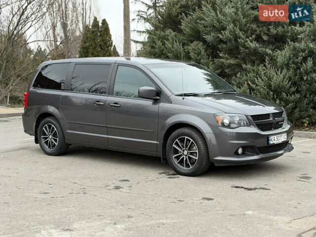 Серый Додж Гранд Караван, объемом двигателя 3.61 л и пробегом 130 тыс. км за 14800 $, фото 16 на Automoto.ua