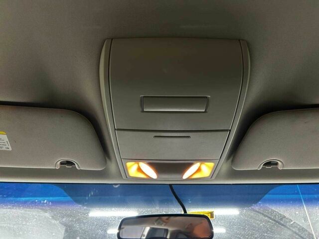 Серый Додж Гранд Караван, объемом двигателя 3.6 л и пробегом 75 тыс. км за 10700 $, фото 17 на Automoto.ua