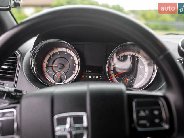 Серый Додж Гранд Караван, объемом двигателя 3.6 л и пробегом 345 тыс. км за 13300 $, фото 14 на Automoto.ua