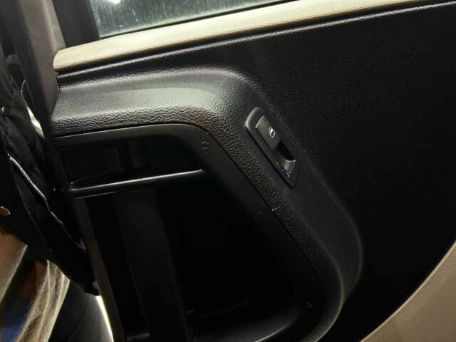 Серый Додж Гранд Караван, объемом двигателя 3.6 л и пробегом 75 тыс. км за 10700 $, фото 16 на Automoto.ua