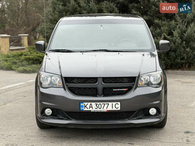 Серый Додж Гранд Караван, объемом двигателя 3.61 л и пробегом 130 тыс. км за 14800 $, фото 11 на Automoto.ua