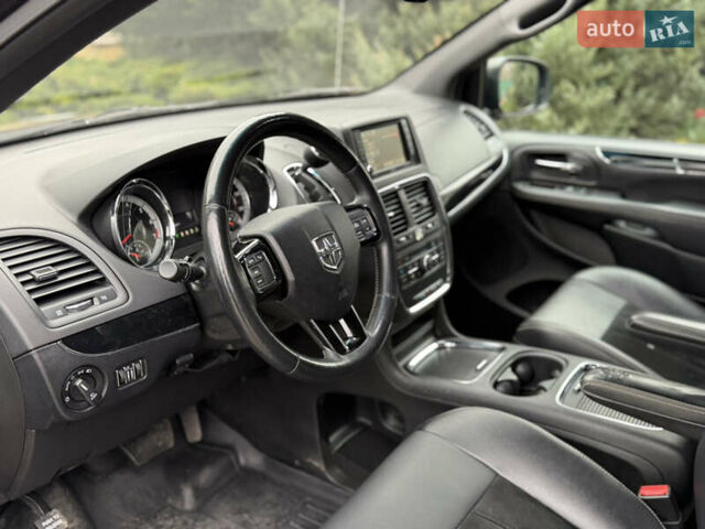 Серый Додж Гранд Караван, объемом двигателя 3.61 л и пробегом 130 тыс. км за 14800 $, фото 34 на Automoto.ua