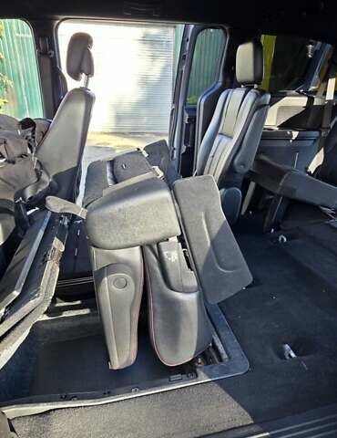 Серый Додж Гранд Караван, объемом двигателя 3.6 л и пробегом 163 тыс. км за 14900 $, фото 17 на Automoto.ua