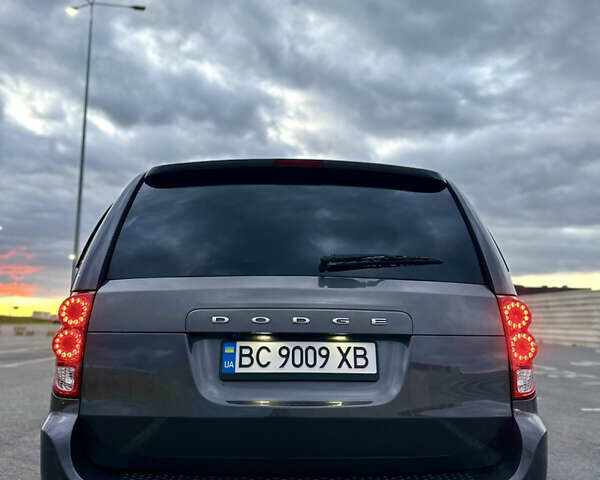 Серый Додж Гранд Караван, объемом двигателя 3.61 л и пробегом 137 тыс. км за 18400 $, фото 12 на Automoto.ua