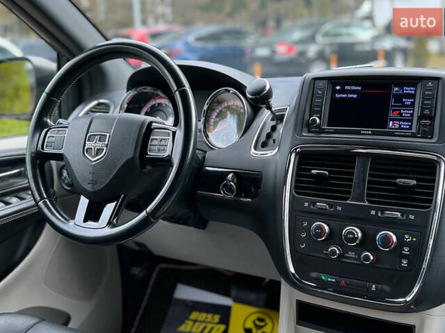 Серый Додж Гранд Караван, объемом двигателя 3.61 л и пробегом 140 тыс. км за 16500 $, фото 18 на Automoto.ua