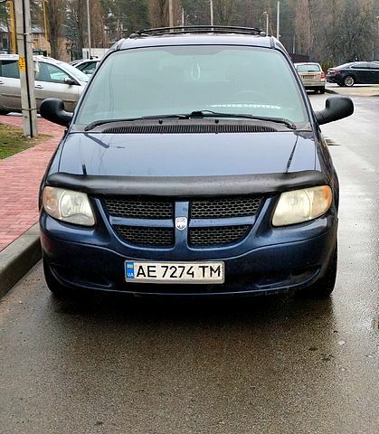 Синий Додж Гранд Караван, объемом двигателя 3.8 л и пробегом 0 тыс. км за 3300 $, фото 1 на Automoto.ua