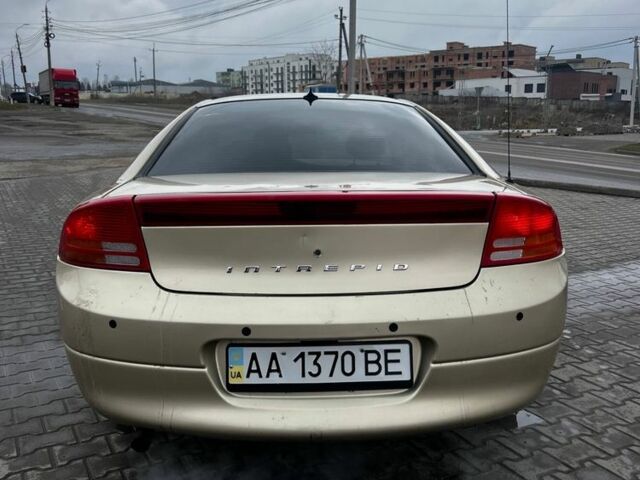 Бежевий Додж Intrepid, об'ємом двигуна 2.7 л та пробігом 250 тис. км за 2000 $, фото 3 на Automoto.ua