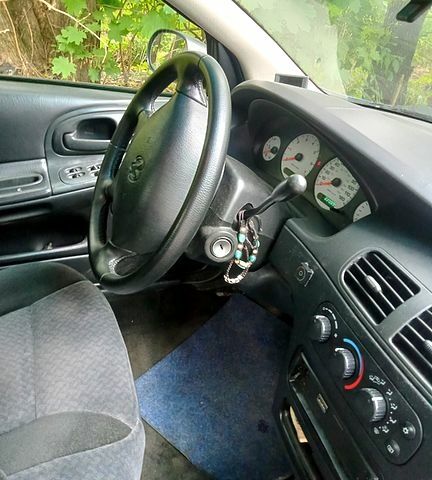 Синий Додж Интрепид, объемом двигателя 2.7 л и пробегом 0 тыс. км за 2999 $, фото 3 на Automoto.ua