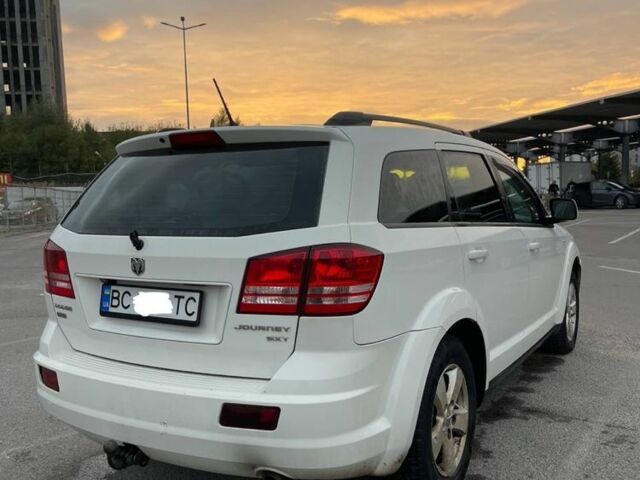 Додж Джорні 2009 у Львові на Automoto.ua Білий Додж Джорні, об'ємом двигуна 2 л та пробігом 346 тис. км за 5000 $, фото 8 на Automoto.ua