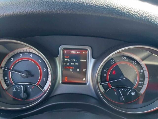 Белый Додж Джорни, объемом двигателя 3.6 л и пробегом 110 тыс. км за 13500 $, фото 23 на Automoto.ua