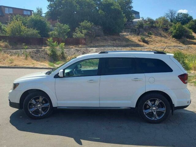 Белый Додж Джорни, объемом двигателя 3.6 л и пробегом 110 тыс. км за 13500 $, фото 3 на Automoto.ua