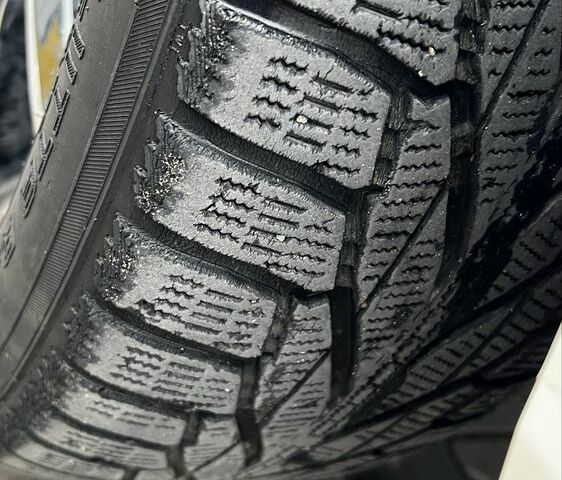 Белый Додж Джорни, объемом двигателя 2.4 л и пробегом 122 тыс. км за 11000 $, фото 8 на Automoto.ua