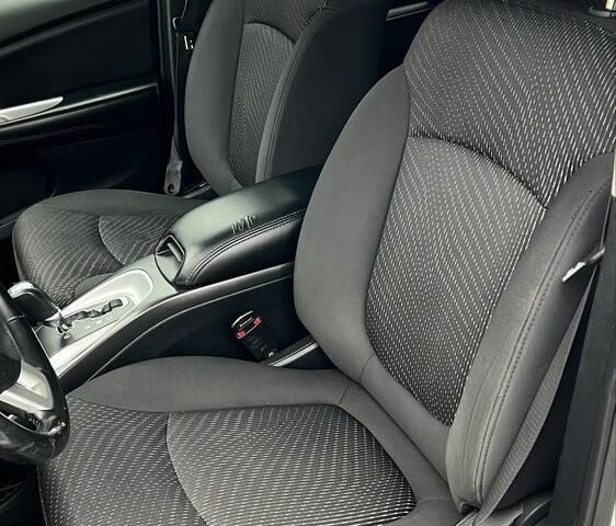 Белый Додж Джорни, объемом двигателя 2.4 л и пробегом 122 тыс. км за 11000 $, фото 13 на Automoto.ua