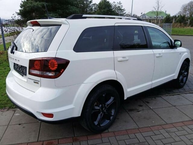 Белый Додж Джорни, объемом двигателя 0 л и пробегом 112 тыс. км за 7300 $, фото 5 на Automoto.ua