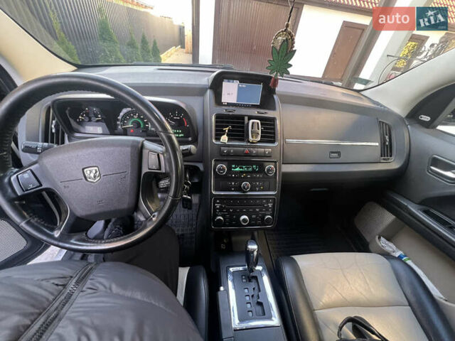 Белый Додж Джорни, объемом двигателя 2 л и пробегом 340 тыс. км за 8900 $, фото 14 на Automoto.ua