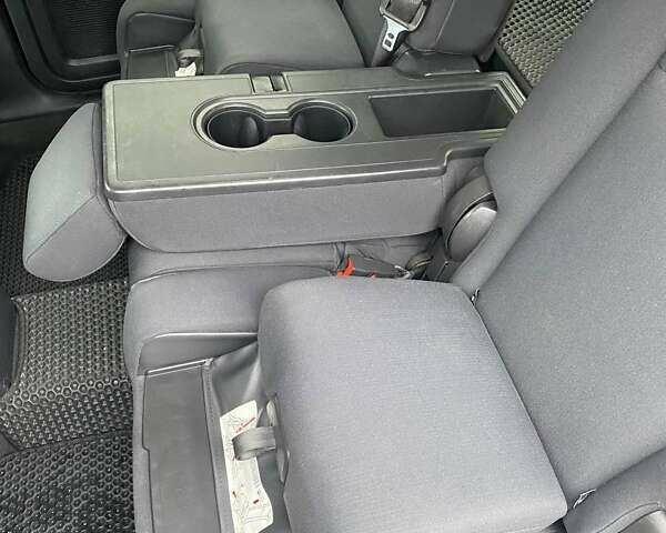 Белый Додж Джорни, объемом двигателя 2 л и пробегом 248 тыс. км за 8300 $, фото 16 на Automoto.ua