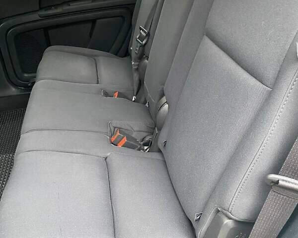 Белый Додж Джорни, объемом двигателя 2 л и пробегом 248 тыс. км за 8300 $, фото 19 на Automoto.ua