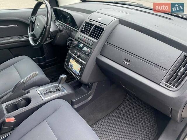 Белый Додж Джорни, объемом двигателя 2 л и пробегом 248 тыс. км за 8300 $, фото 7 на Automoto.ua