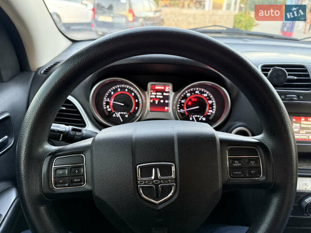 Додж Джорни 2012 в Умани на Automoto.ua Белый Додж Джорни, объемом двигателя 2.36 л и пробегом 226 тыс. км за 9500 $, фото 4 на Automoto.ua