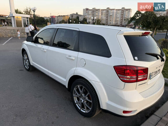 Додж Джорни 2012 в Умани на Automoto.ua Белый Додж Джорни, объемом двигателя 2.36 л и пробегом 226 тыс. км за 9500 $, фото 2 на Automoto.ua