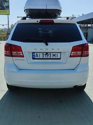 Белый Додж Джорни, объемом двигателя 2.36 л и пробегом 240 тыс. км за 9300 $, фото 4 на Automoto.ua